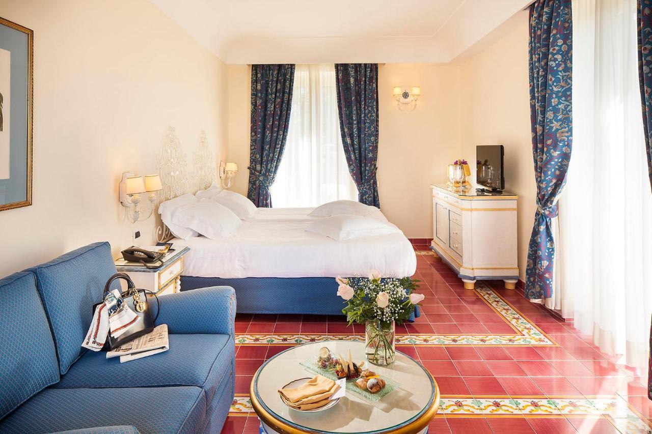 Excelsior Belvedere Hotel & Spa Иския Екстериор снимка