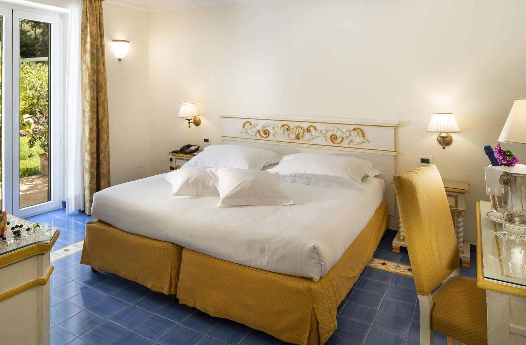 Excelsior Belvedere Hotel & Spa Иския Стая снимка